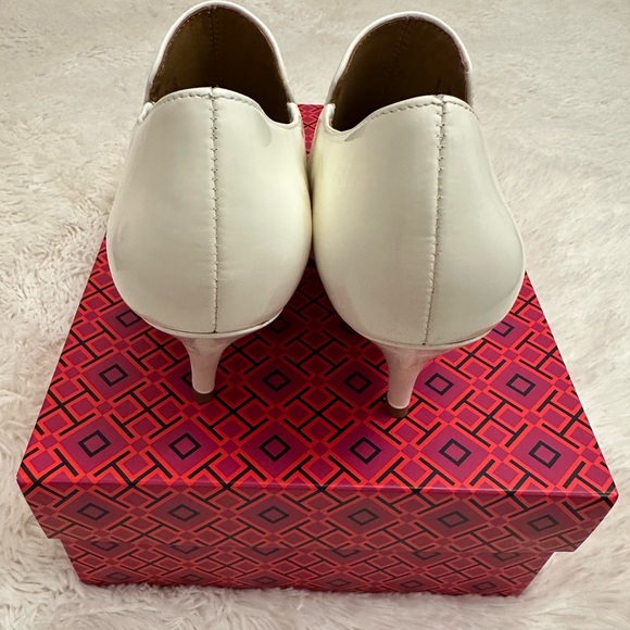 Tory Burch Georgina White Ankle Bootie Size: 5.5 - Picture 3 of 16